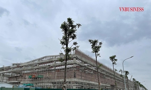 Cổ phiếu xây dựng vẫn chông chênh