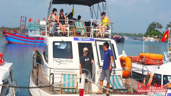 “Nâng cấp” ngành Du lịch