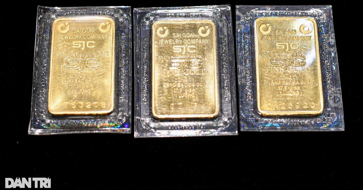 Giá vàng miếng vượt 75 triệu đồng, liên tục phá đỉnh lịch sử Giá vàng miếng vượt 75 triệu đồng, liên tục phá đỉnh lịch sử