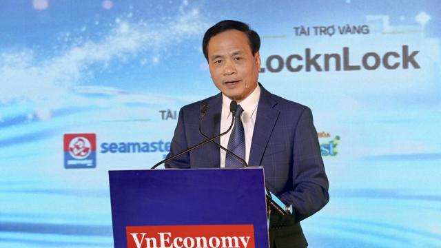 PGS.TS Phạm Ngọc Linh: Chương trình Tin Dùng Việt Nam là kênh thông tin tin cậy của hàng triệu người tiêu dùng PGS.TS Phạm Ngọc Linh: Chương trình Tin Dùng Việt Nam là kênh thông tin tin cậy của hàng triệu người tiêu dùng