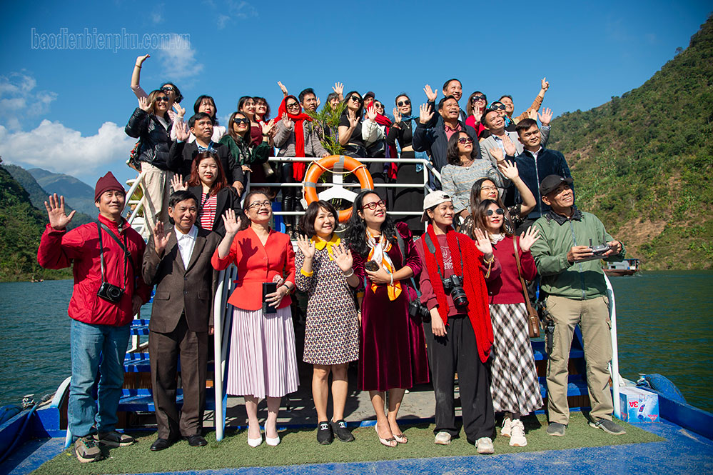 Điện Biên: Khảo sát các sản phẩm du lịch đặc trưng