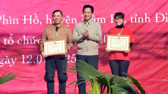 Điện Biên: Ấm áp chợ xuân Hạnh Thương 0 đồng