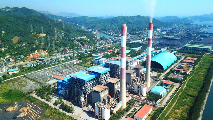 Gói thầu 39 tỷ đồng ở Nhiệt điện Cẩm Phả: Nhà thầu phản ứng yêu cầu “chuyên gia của hãng”