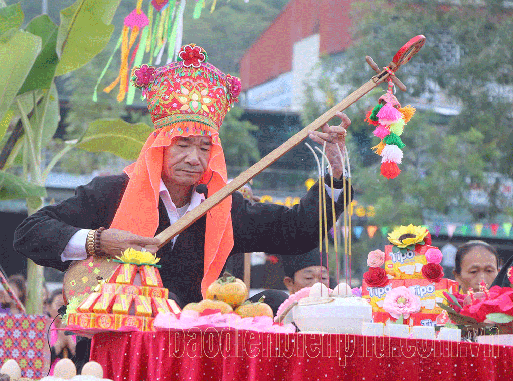 Điện Biên: Giữ linh hồn dân tộc Thái ở Mường Lay