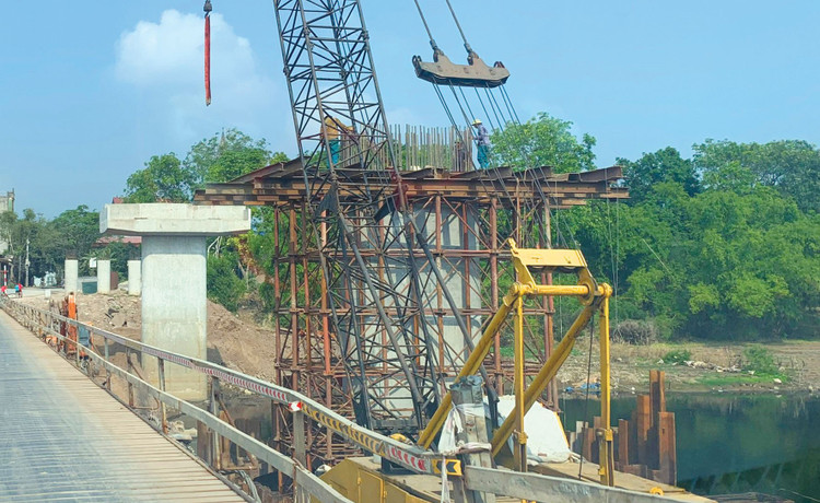 Gói thầu 67 tỷ đồng xây cầu Kẻ Nính (Nghệ An): Dự thầu kiểu “trống đánh xuôi, kèn thổi ngược”