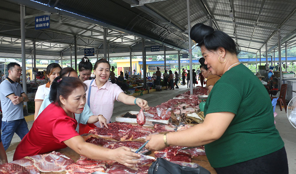 Điện Biên: Chuyển đổi số về bản