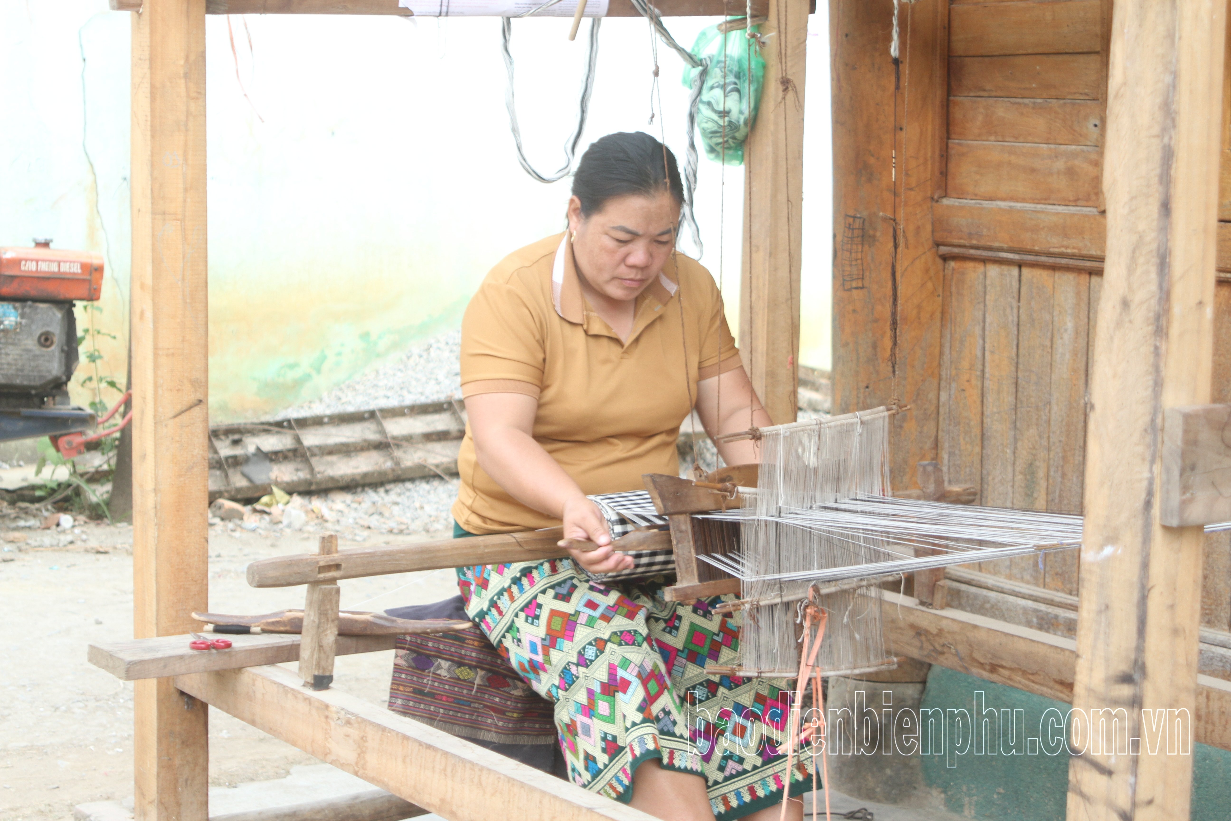 Điện Biên: Giữ lửa nghề dệt thổ cẩm Pa Xa Lào