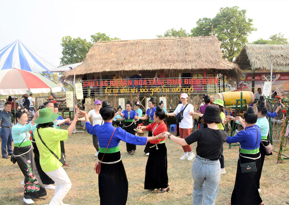 Điện Biên: Gìn giữ văn hóa gắn với khai thác, phát triển du lịch