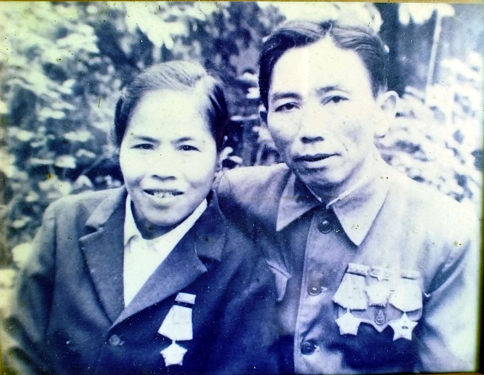 Điện Biên: Hùng tráng một thời “chị gánh, anh thồ” Điện Biên: Hùng tráng một thời “chị gánh, anh thồ”