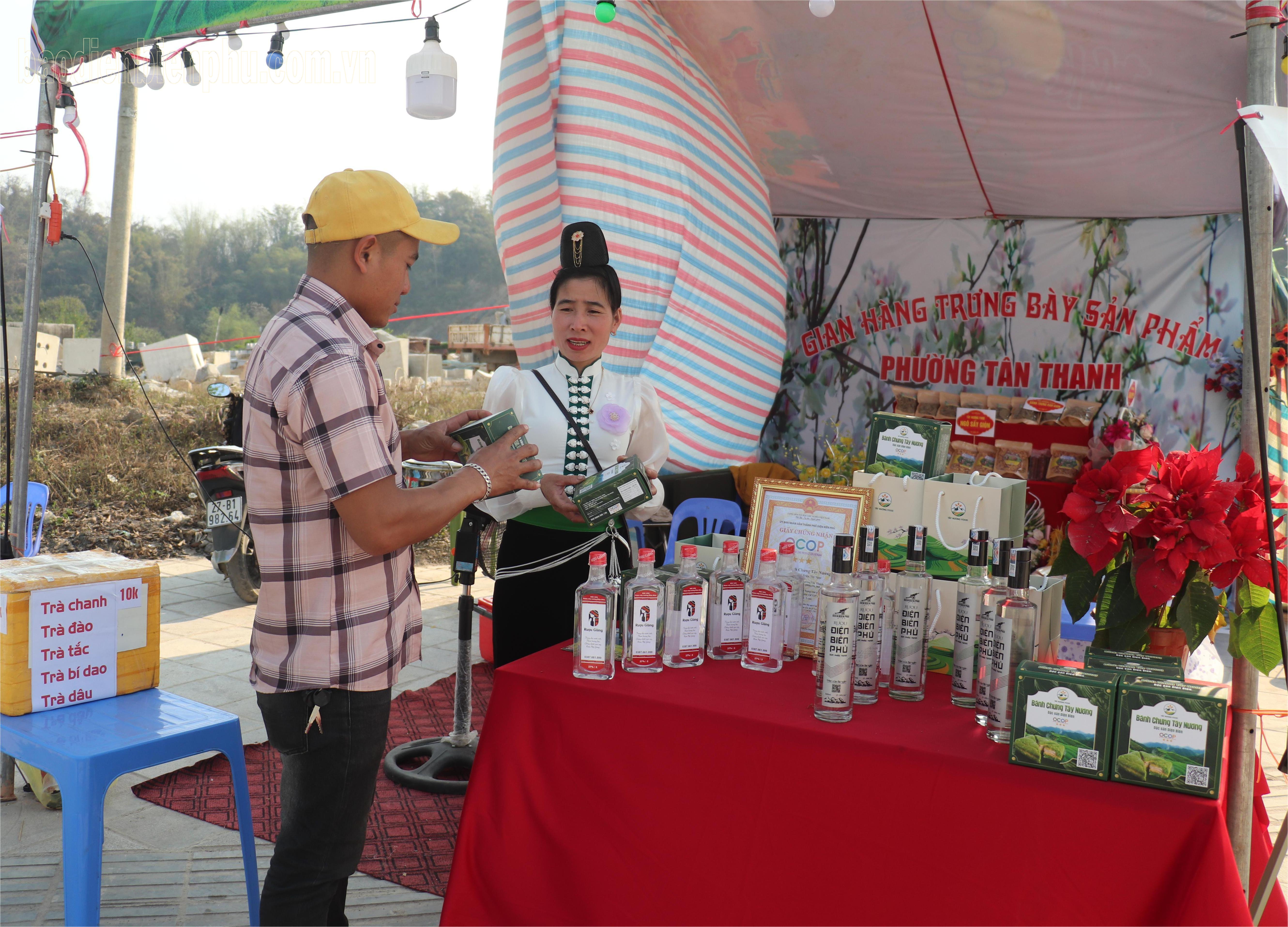 Điện Biên: Ấn tượng các hoạt động hưởng ứng Lễ hội Hoa Ban