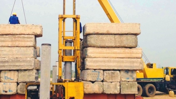 Gói thầu 191 tỷ xây Trường THCS Lê Ngọc Hân (TP.HCM): Nhân sự, thiết bị cản bước 2 nhà thầu