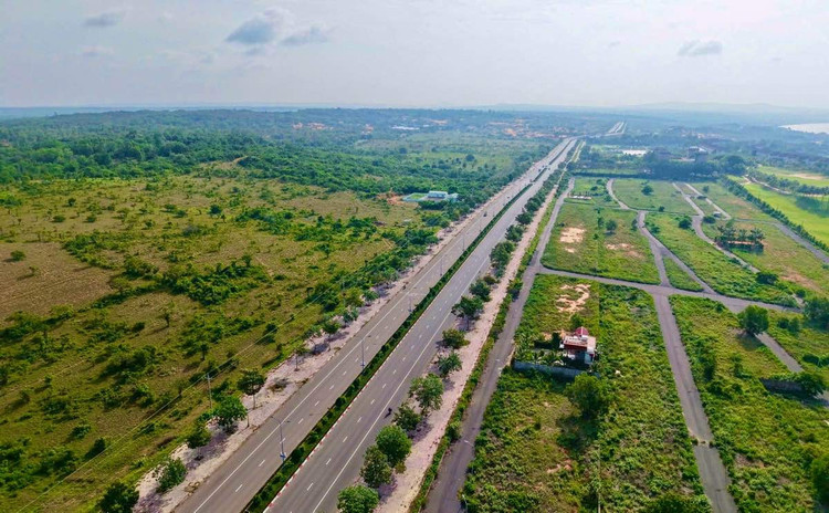 Agribank đấu giá khoản nợ nhóm doanh nghiệp Thiết bị Công nghiệp Đức Tâm bảo đảm bằng đất thương mại dịch vụ tại Mũi Né