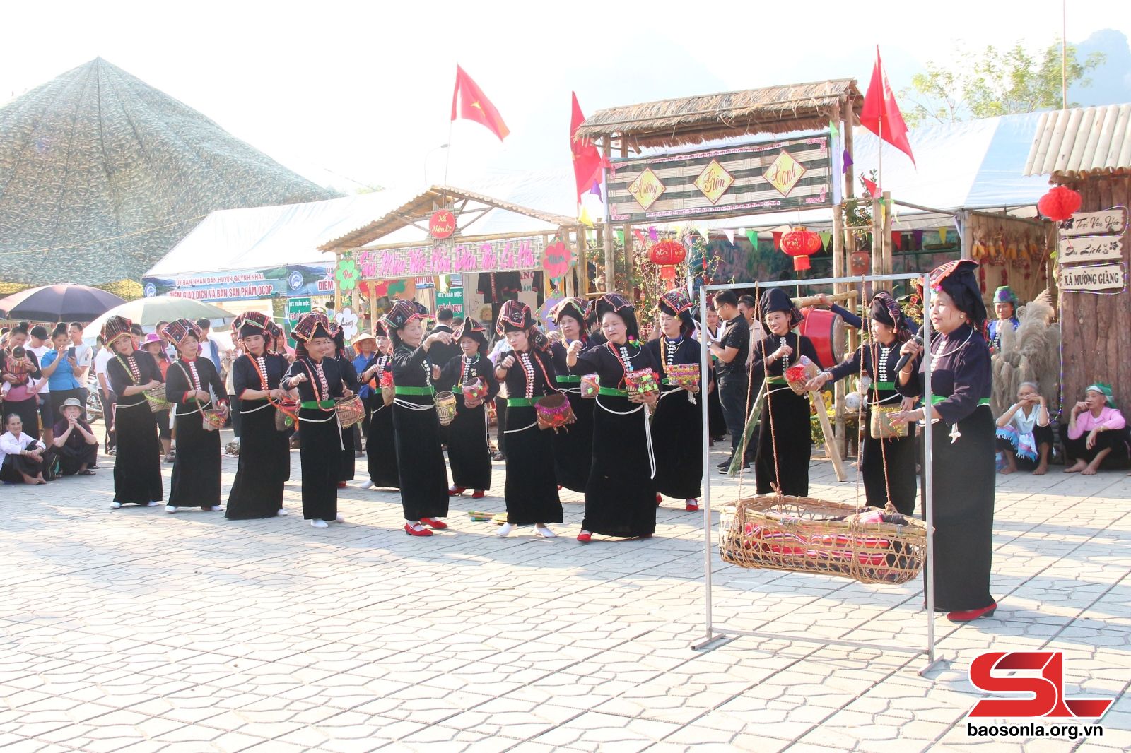 Sơn LaBảo tồn, phát huy giá trị di sản văn hóa phi vật thể Sơn LaBảo tồn, phát huy giá trị di sản văn hóa phi vật thể
