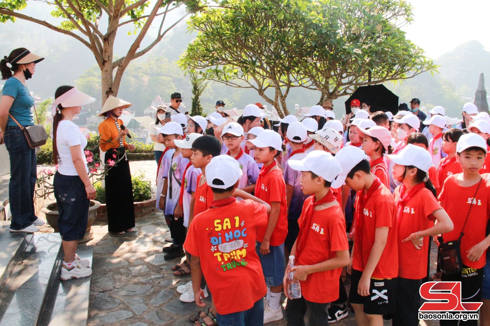 Sơn La: Miền đất Sơn La trên hành trình du lịch “về nguồn” Sơn La: Miền đất Sơn La trên hành trình du lịch “về nguồn”