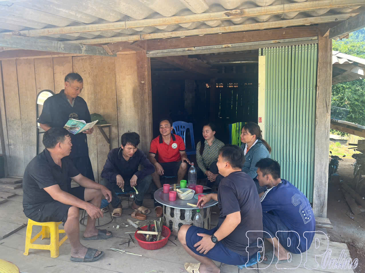 Điện Biên: Xóa bỏ tập quán nuôi nhốt gia súc sát nhà ở