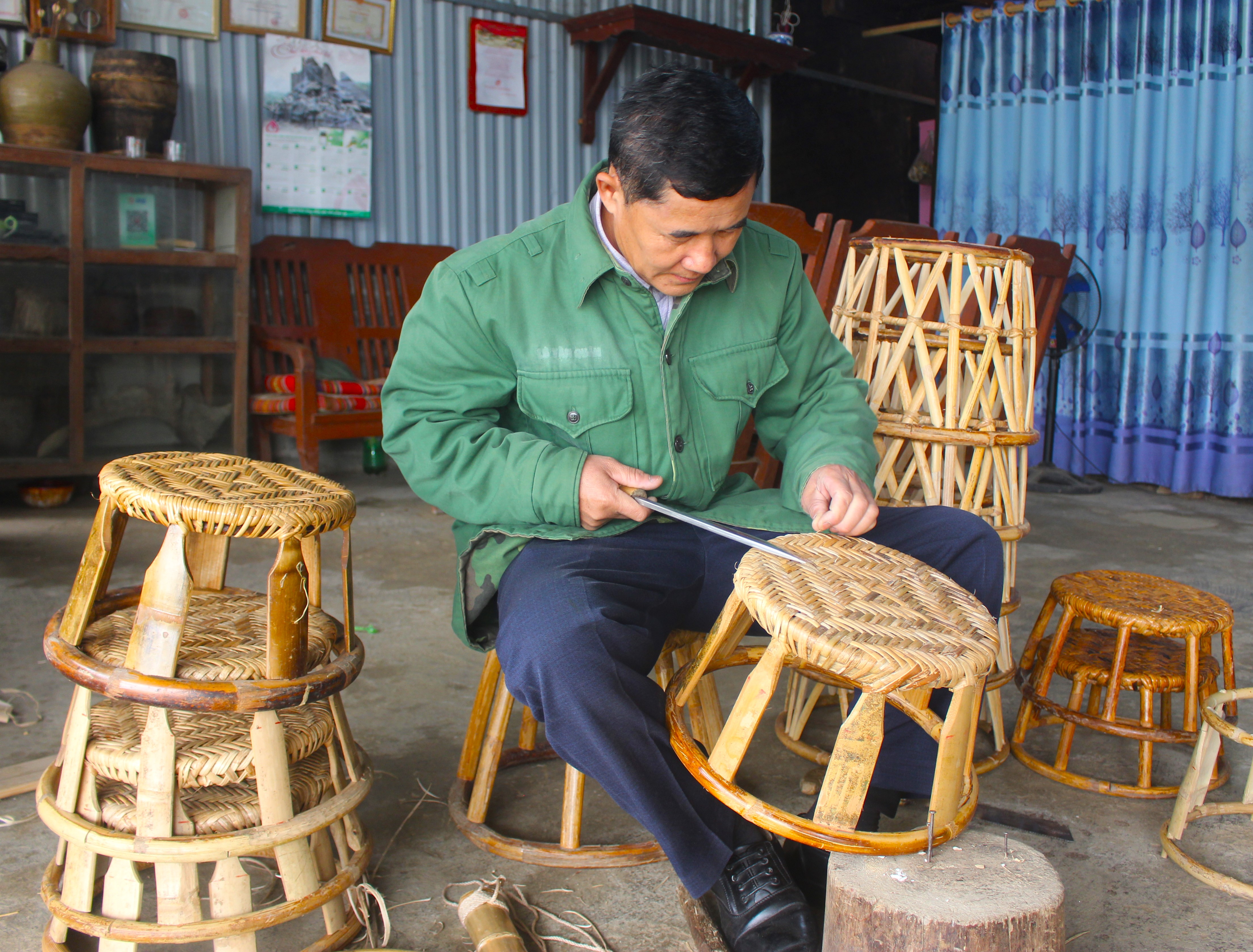 Điện Biên: Trăn trở nghề mây tre đan