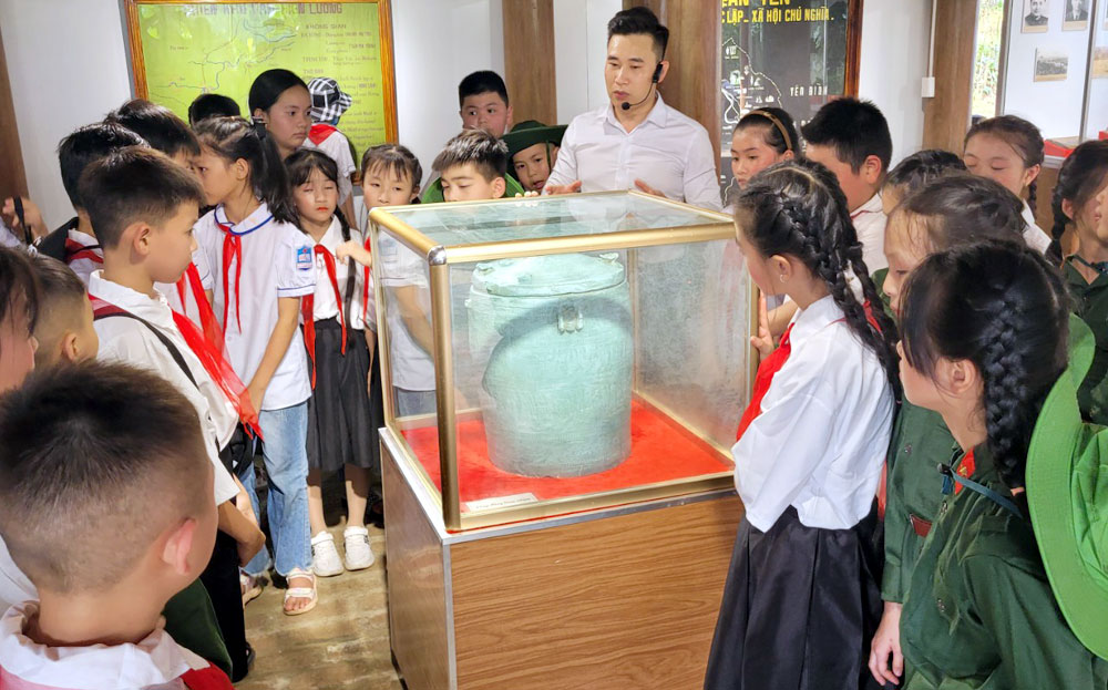 Yên Bái: Nhà ông Trần Đình Khánh - “địa chỉ đỏ” giáo dục truyền thống