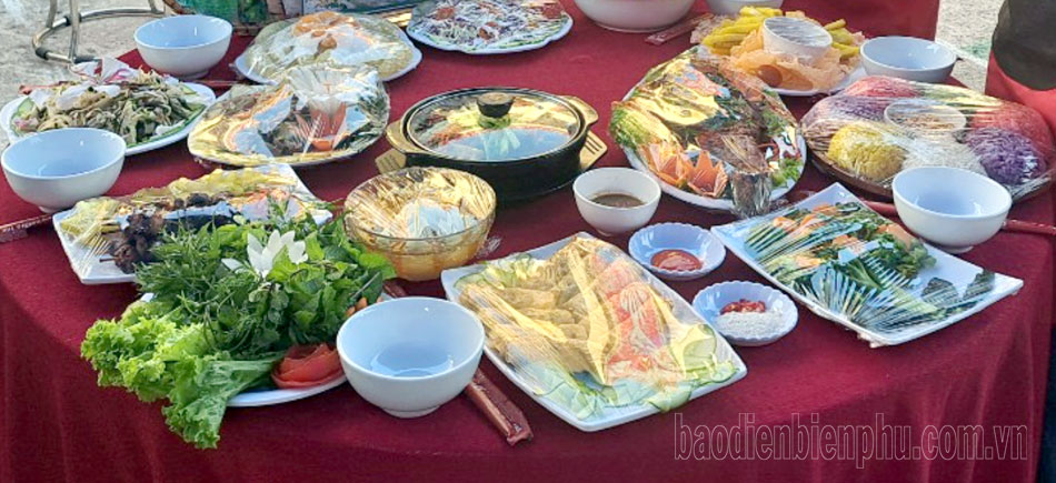 Điện Biên: A Pa Chải níu chân du khách