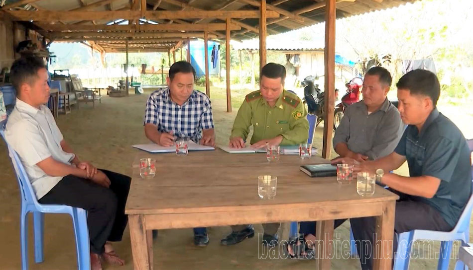 Điện Biên: Người dân Tênh Phông giữ rừng Điện Biên: Người dân Tênh Phông giữ rừng