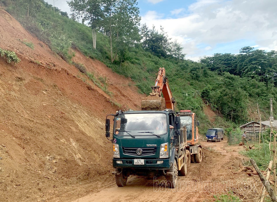 Điện Biên: Mường Ảng đảm bảo giao thông mùa mưa lũ