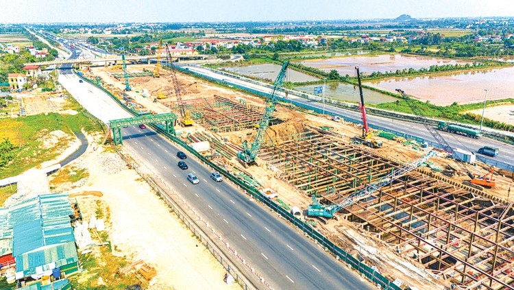 Hà Nam: Gấp rút chọn nhà thầu loạt gói thầu giao thông lớn Hà Nam: Gấp rút chọn nhà thầu loạt gói thầu giao thông lớn