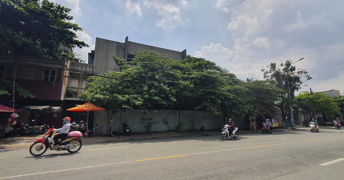 Đồng Nai: Đấu giá khu đất Rạp Lido cũ rộng hơn 2.000 m2 trung tâm TP. Biên Hòa Đồng Nai: Đấu giá khu đất Rạp Lido cũ rộng hơn 2.000 m2 trung tâm TP. Biên Hòa