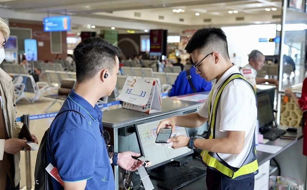 Công ty CP Hệ thống công nghệ ETC trúng gói thầu hệ thống máy chủ AI 145 tỷ đồng tại ACV Công ty CP Hệ thống công nghệ ETC trúng gói thầu hệ thống máy chủ AI 145 tỷ đồng tại ACV