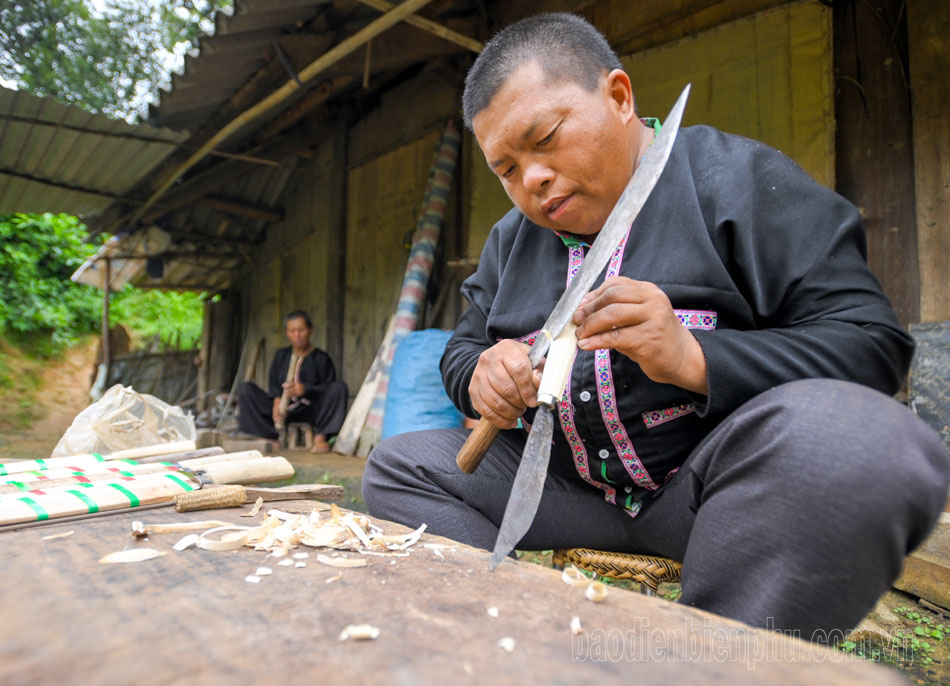 Điện Biên: Giữ lửa nghề rèn truyền thống