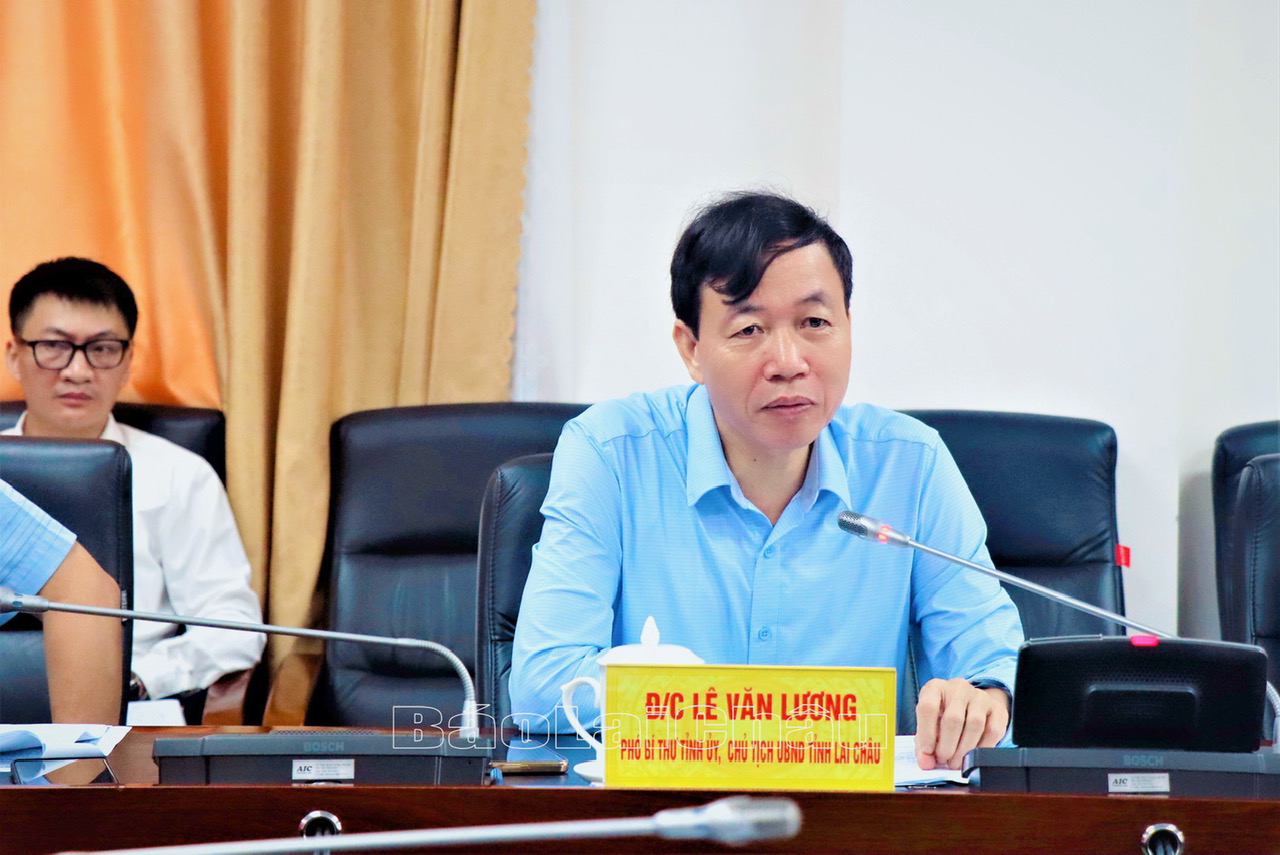 Lai Châu: UBND tỉnh làm việc với Tập đoàn Công nghiệp Cao su Việt Nam Lai Châu: UBND tỉnh làm việc với Tập đoàn Công nghiệp Cao su Việt Nam