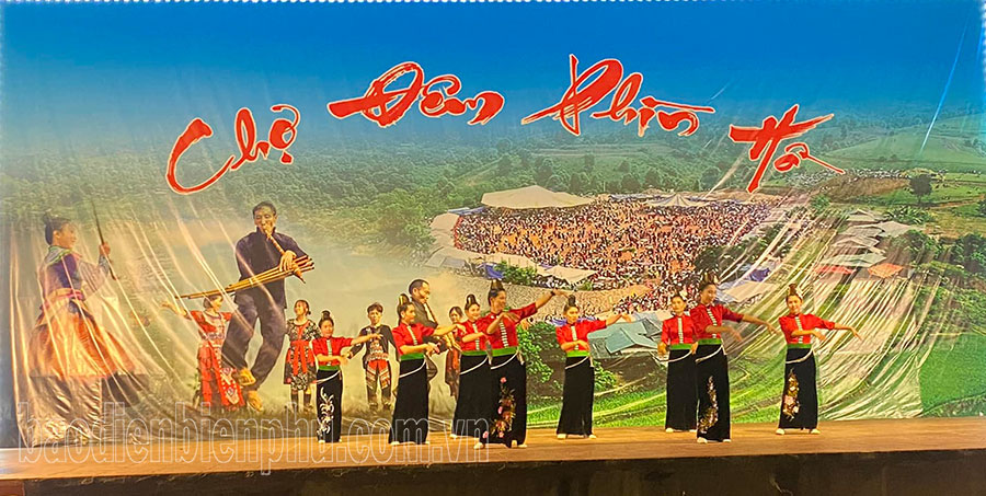 Điện Biên: Nét đẹp Chợ đêm Phìn Hồ Điện Biên: Nét đẹp Chợ đêm Phìn Hồ