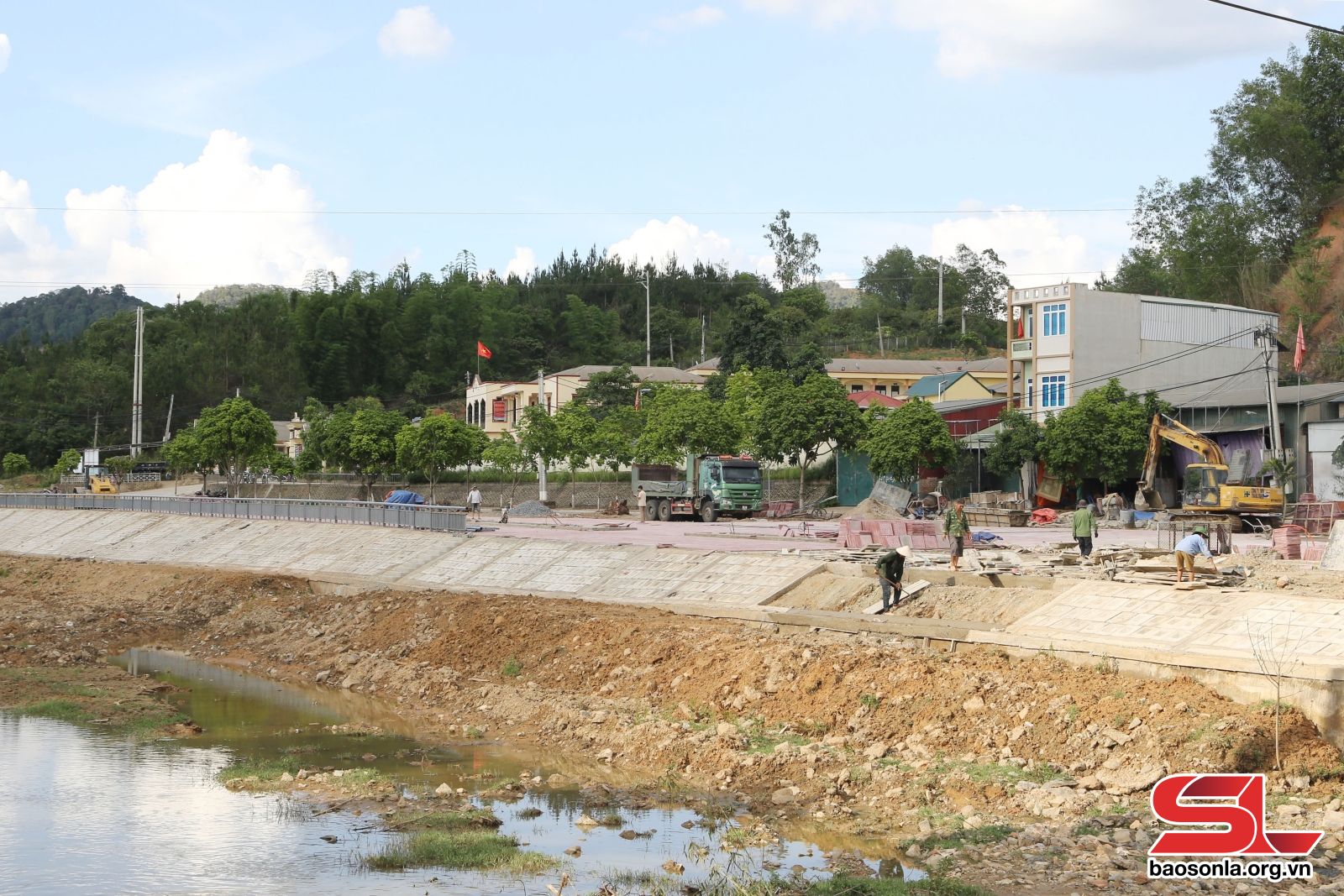 Sơn La: Sốp Cộp tập trung hoàn thiện kết cấu hạ tầng - Sơn La: Sốp Cộp tập trung hoàn thiện kết cấu hạ tầng -