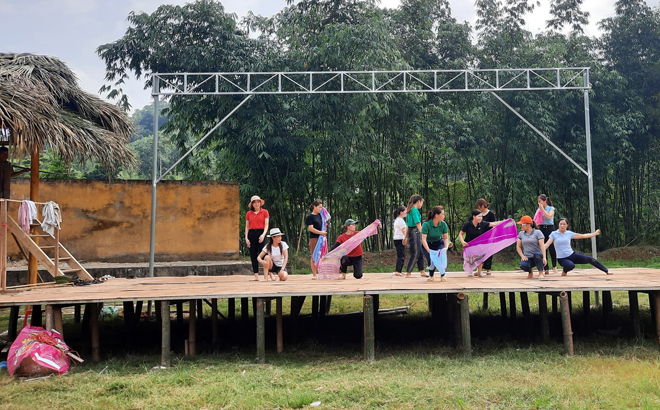 Yên Bái: Lâm Thượng náo nức đón khách trảy hội “Pay Tái”