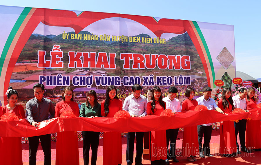 Khai trương chợ Keo Lôm