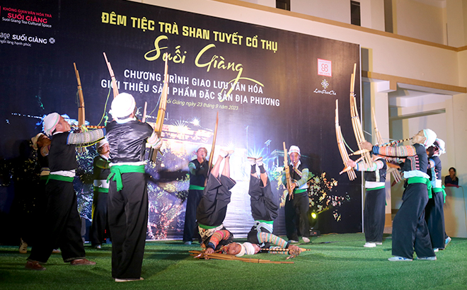 Yên Bái: Đêm tiệc trà trên đỉnh Suối Giàng Yên Bái: Đêm tiệc trà trên đỉnh Suối Giàng