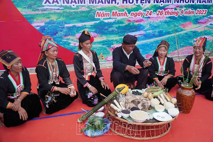 Lai Châu: Lễ hội “Mừng lúa mới” Lai Châu: Lễ hội “Mừng lúa mới”