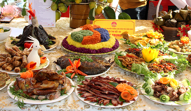 Yên Bái: Ẩm thực Mường Lò - bản sắc hút khách