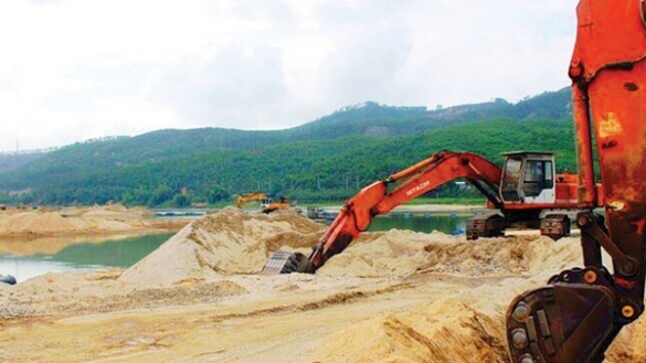 Đấu giá quyền khai thác khoáng sản: Đà Nẵng lành mạnh hóa cách nào?