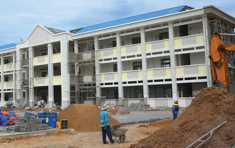 Gói thầu xây trường học tại Quảng Ngãi: Hủy kết quả đấu thầu sau loạt kiến nghị