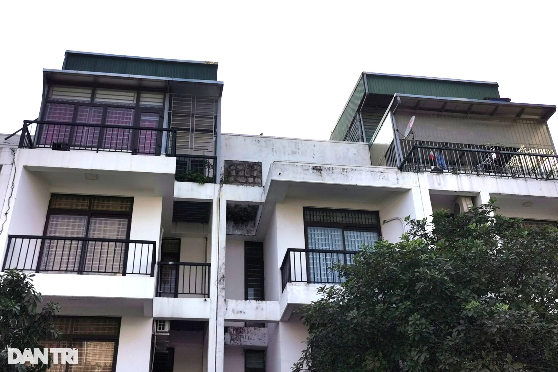 Chuồng cọp mọc lôm nhôm trong dự án được quảng cáo hiện đại bậc nhất nam Thủ đô - 9