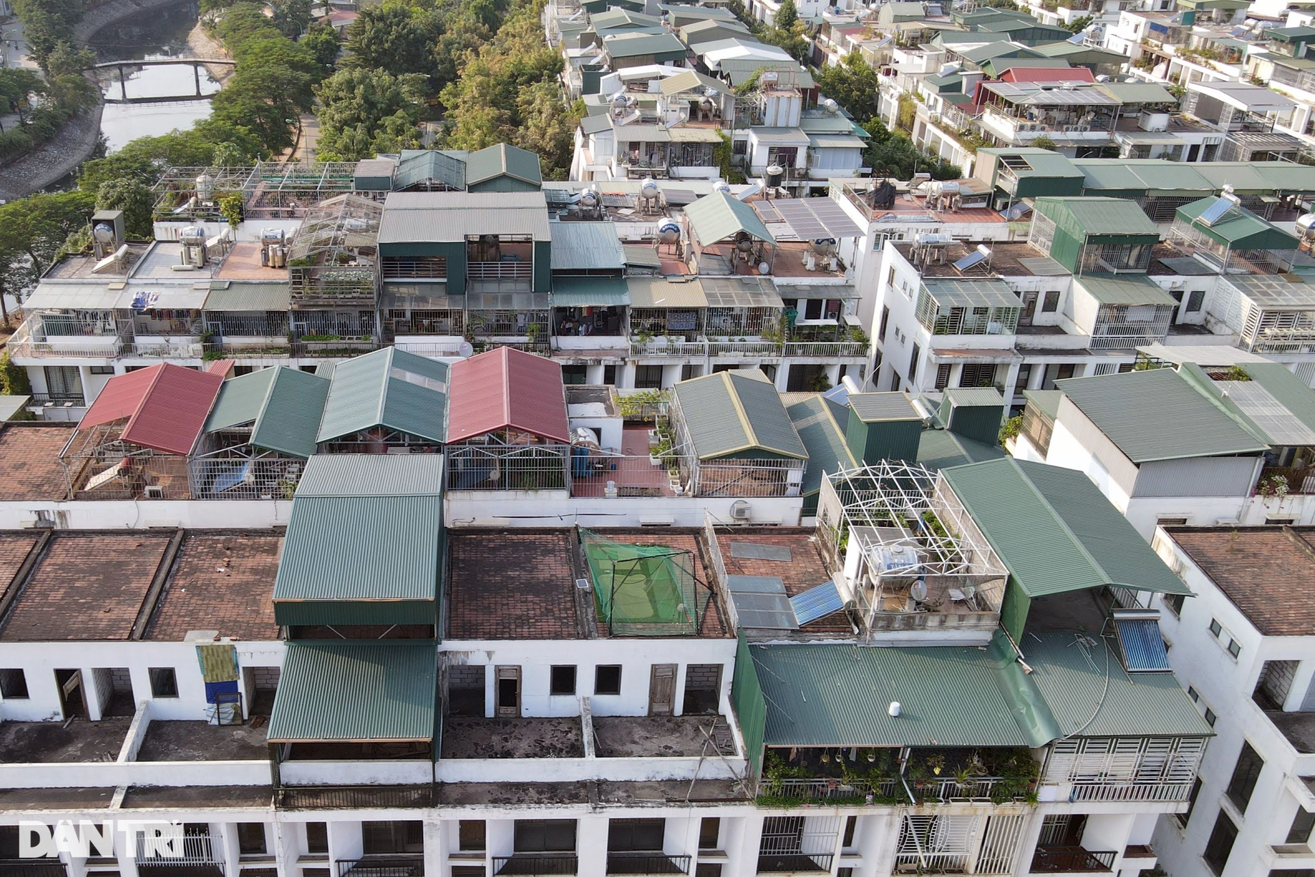 Chuồng cọp mọc lôm nhôm trong dự án được quảng cáo hiện đại bậc nhất nam Thủ đô - 6