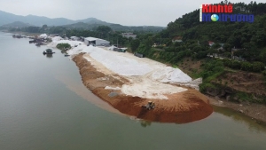 Phú Thọ: Hàng trăm m2 đất sông Lô ngang nhiên bị san lấp, lấn chiếm