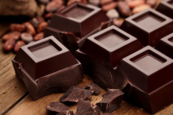 Lợi ích và rủi ro tiềm ẩn của chocolate Lợi ích và rủi ro tiềm ẩn của chocolate