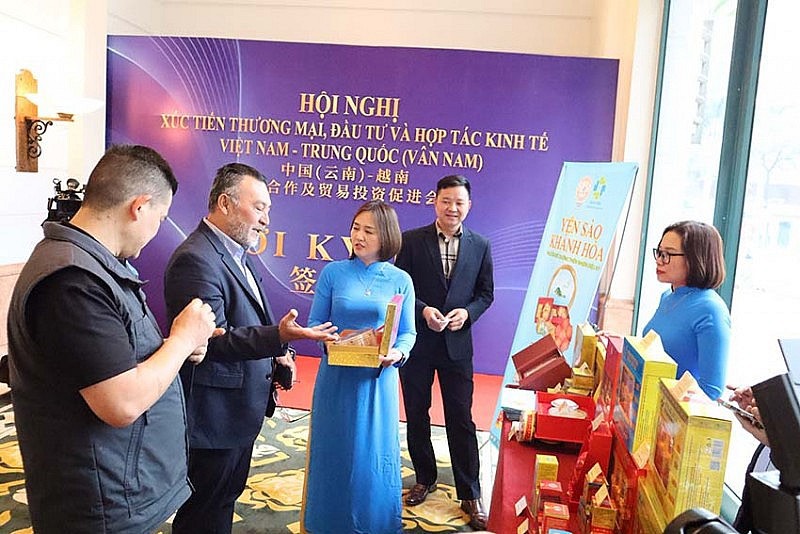 Tạo thuận lợi cho nông sản Việt Nam xuất khẩu sang Trung Quốc