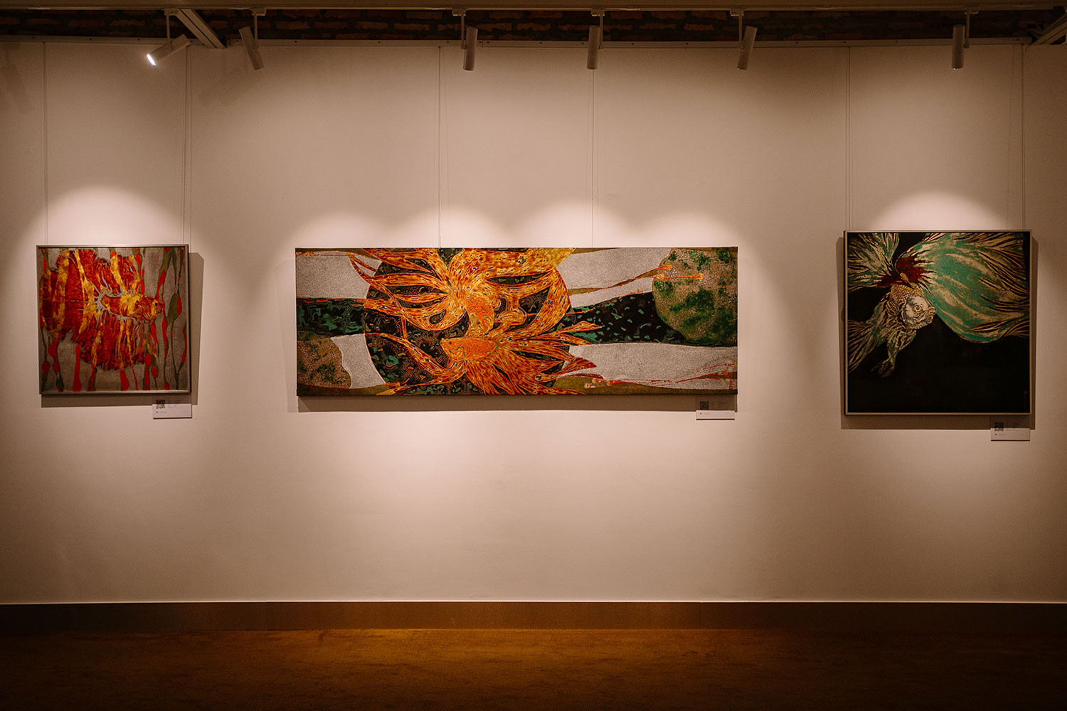 Ngắm tác phẩm trong 