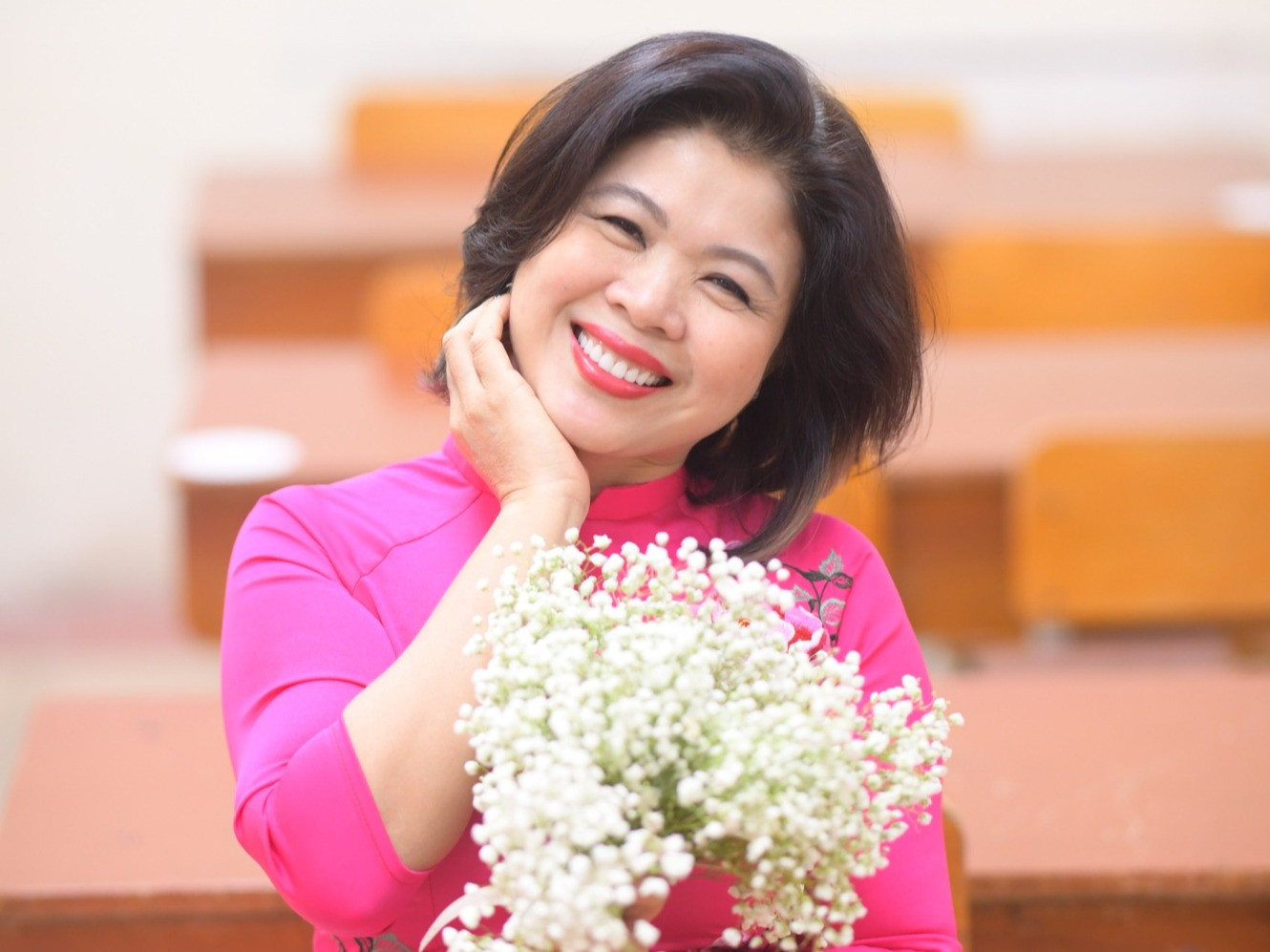 Nhà văn Như Bình - góc khuất của người phụ nữ đa tài z4884189804278-213baacc526de764e1fc4a46eaf3767c-1.jpg