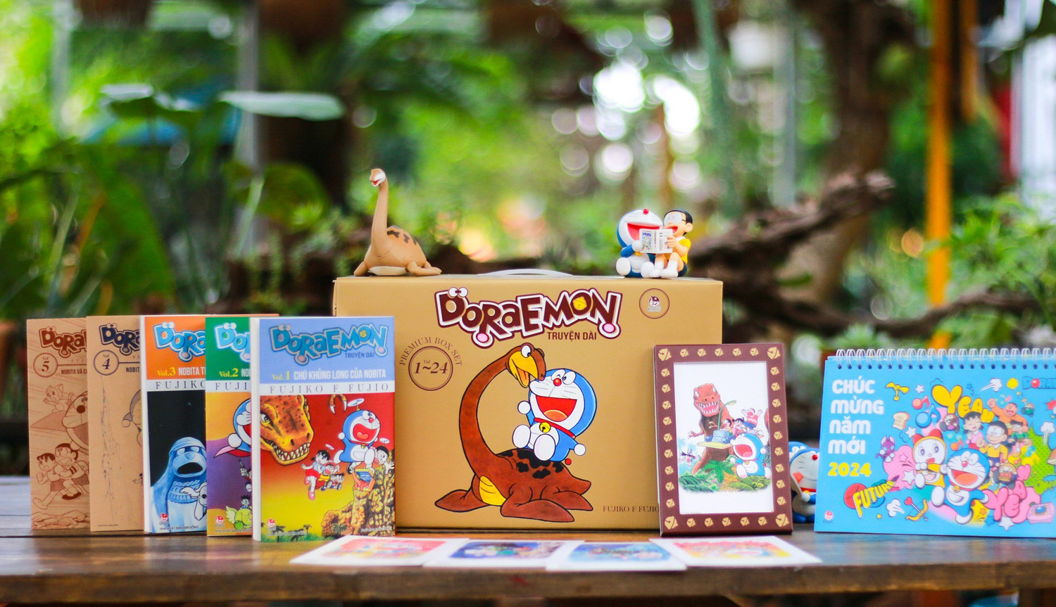 Doraemon truyện dài bản giới hạn với bộ hộp cao cấp premium boxset 24 tap 2.jpg