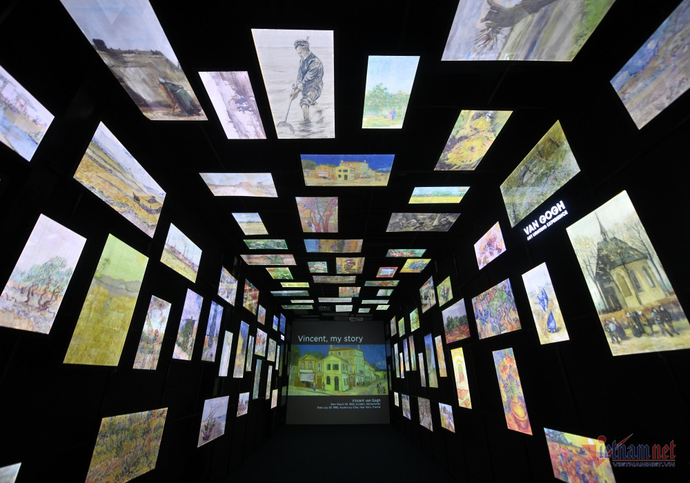 Thú vị triển lãm tương tác đa giác quan Van Gogh lần đầu tiên tại Việt Nam W-batch-dd400415173-1893829867678875-7005055022123808414-n-1.jpg