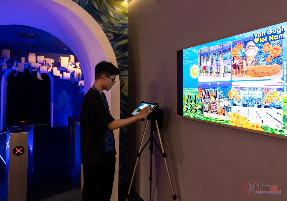 Thú vị triển lãm tương tác đa giác quan Van Gogh lần đầu tiên tại Việt Nam Thú vị triển lãm tương tác đa giác quan Van Gogh lần đầu tiên tại Việt Nam