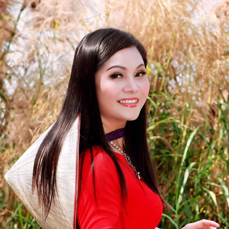 Giọng chèo chuyên vai phản diện được phong tặng Nghệ sĩ nhân dân là ai? 16406745 398457023821972 2590372015065936502 n.jpeg