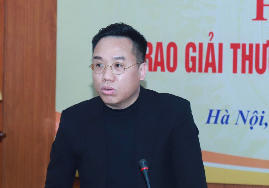 z5011335783352 3a44550ad13d591a5b3c65d1edf8566e.jpg